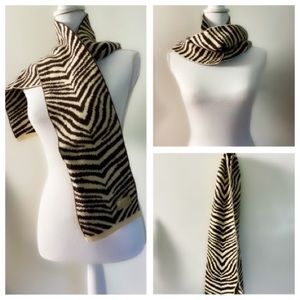Coach Zebra Scarve / Wrap.